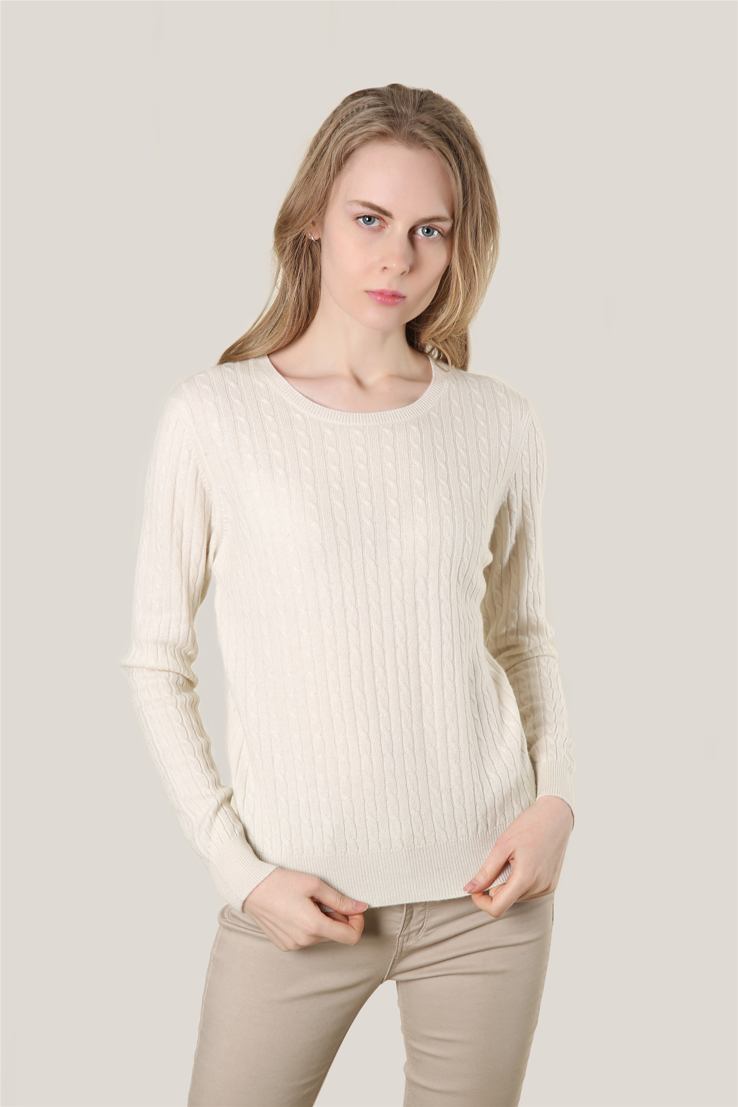 Crew Neck Pullover with Cables All Over 12GG