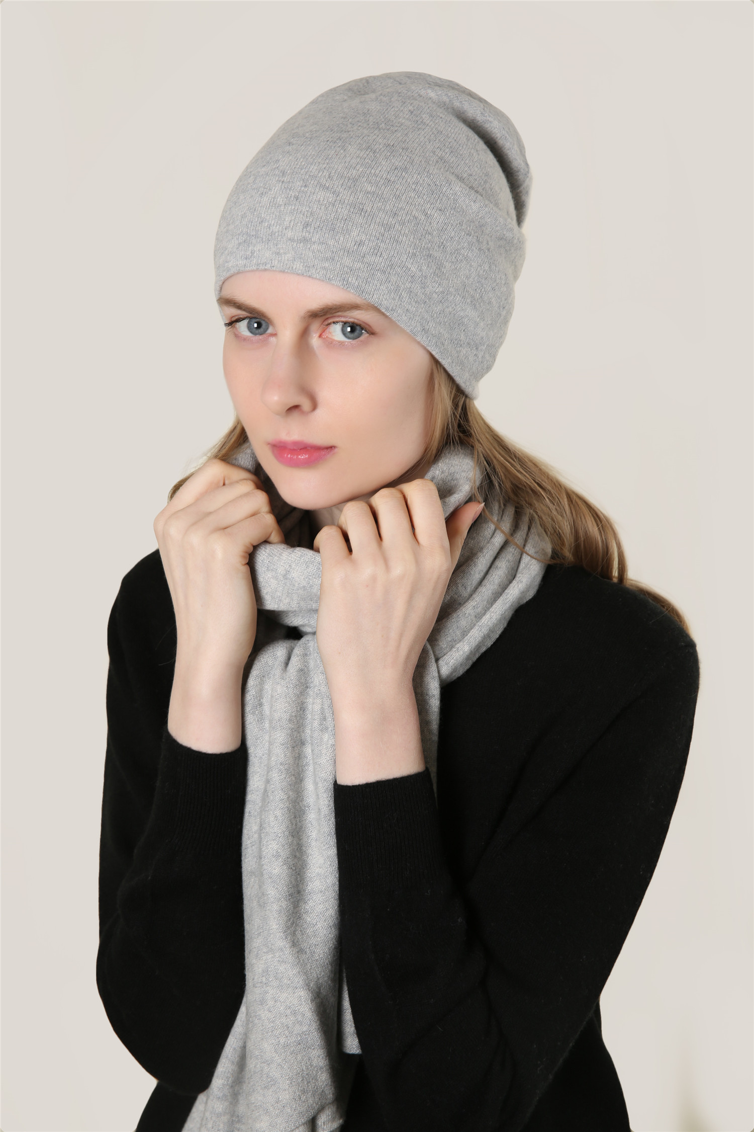 Classic Cashmere Plain Knit Beanie 12GG